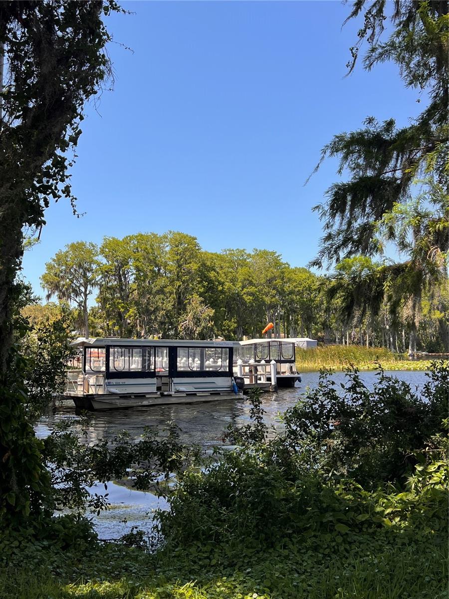 Image 38 of 42 For 2735 Sherbrooke Lane D