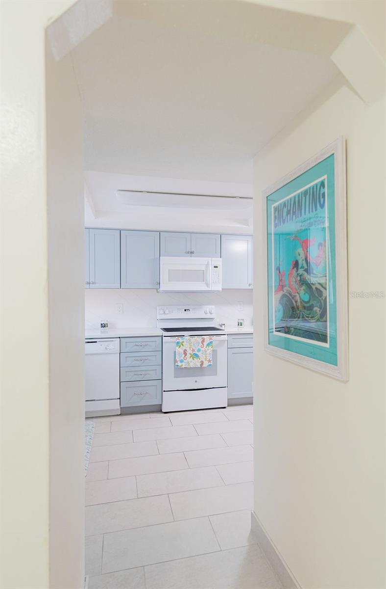 Image 12 of 53 For 2250 Palmetto Avenue 220