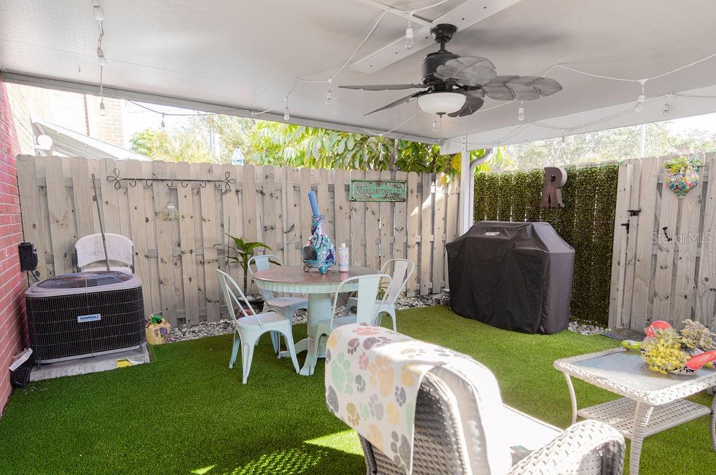 Image 14 of 53 For 2250 Palmetto Avenue 220