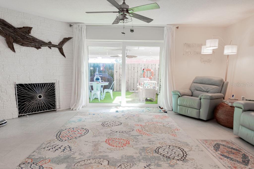 Image 16 of 53 For 2250 Palmetto Avenue 220