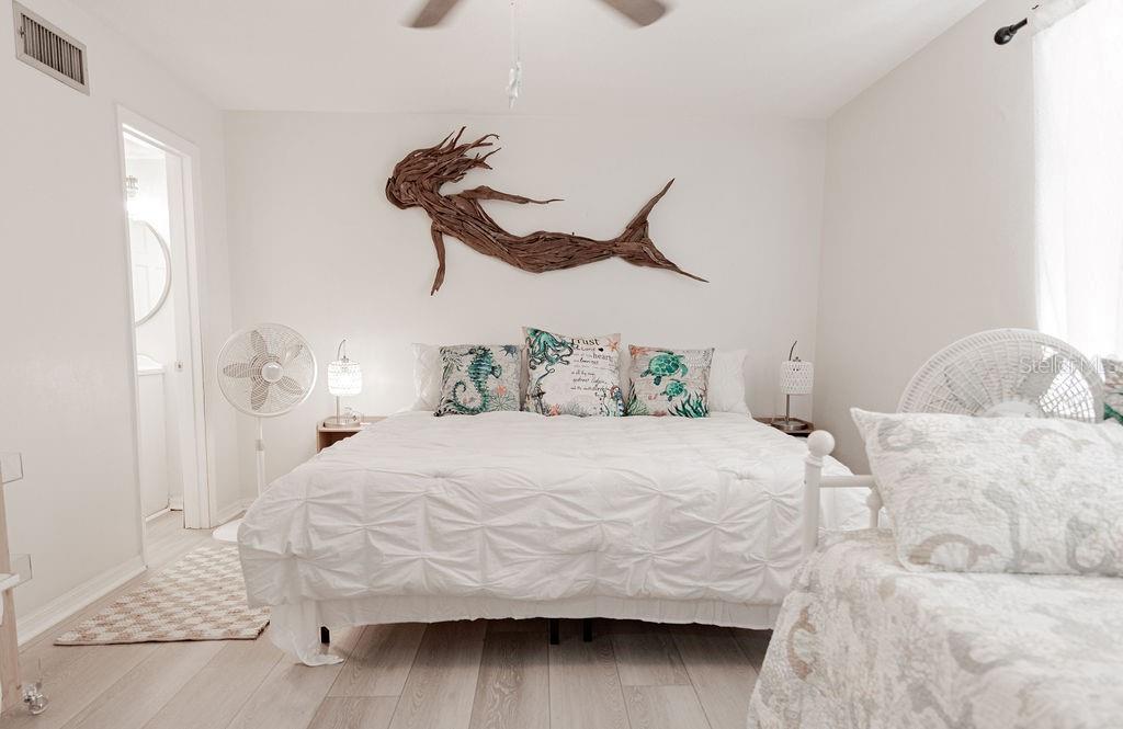 Image 20 of 53 For 2250 Palmetto Avenue 220