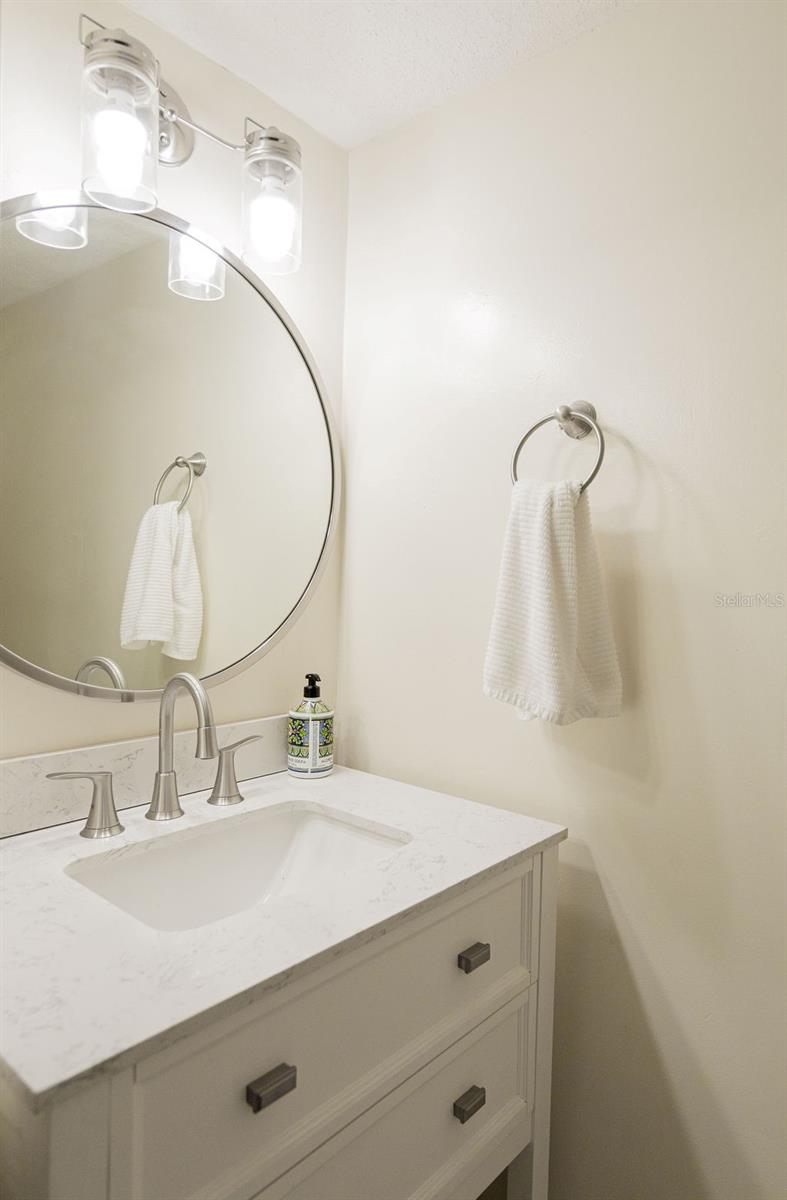 Image 27 of 53 For 2250 Palmetto Avenue 220