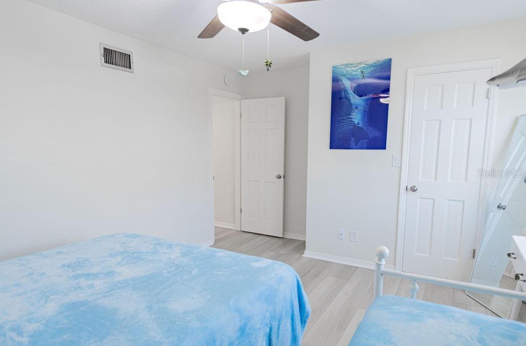 Image 28 of 53 For 2250 Palmetto Avenue 220