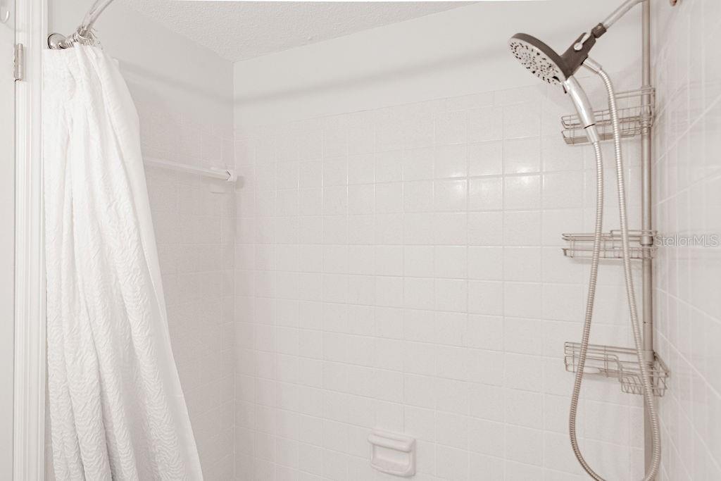 Image 32 of 53 For 2250 Palmetto Avenue 220