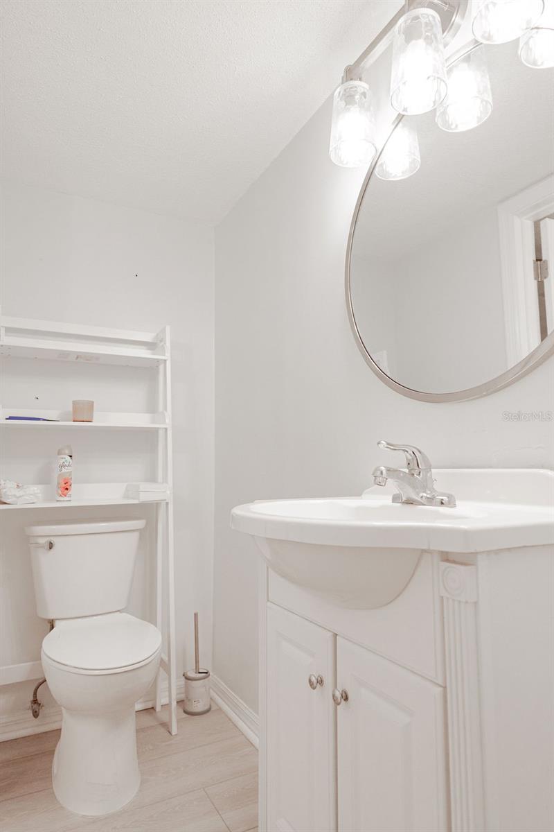 Image 35 of 53 For 2250 Palmetto Avenue 220