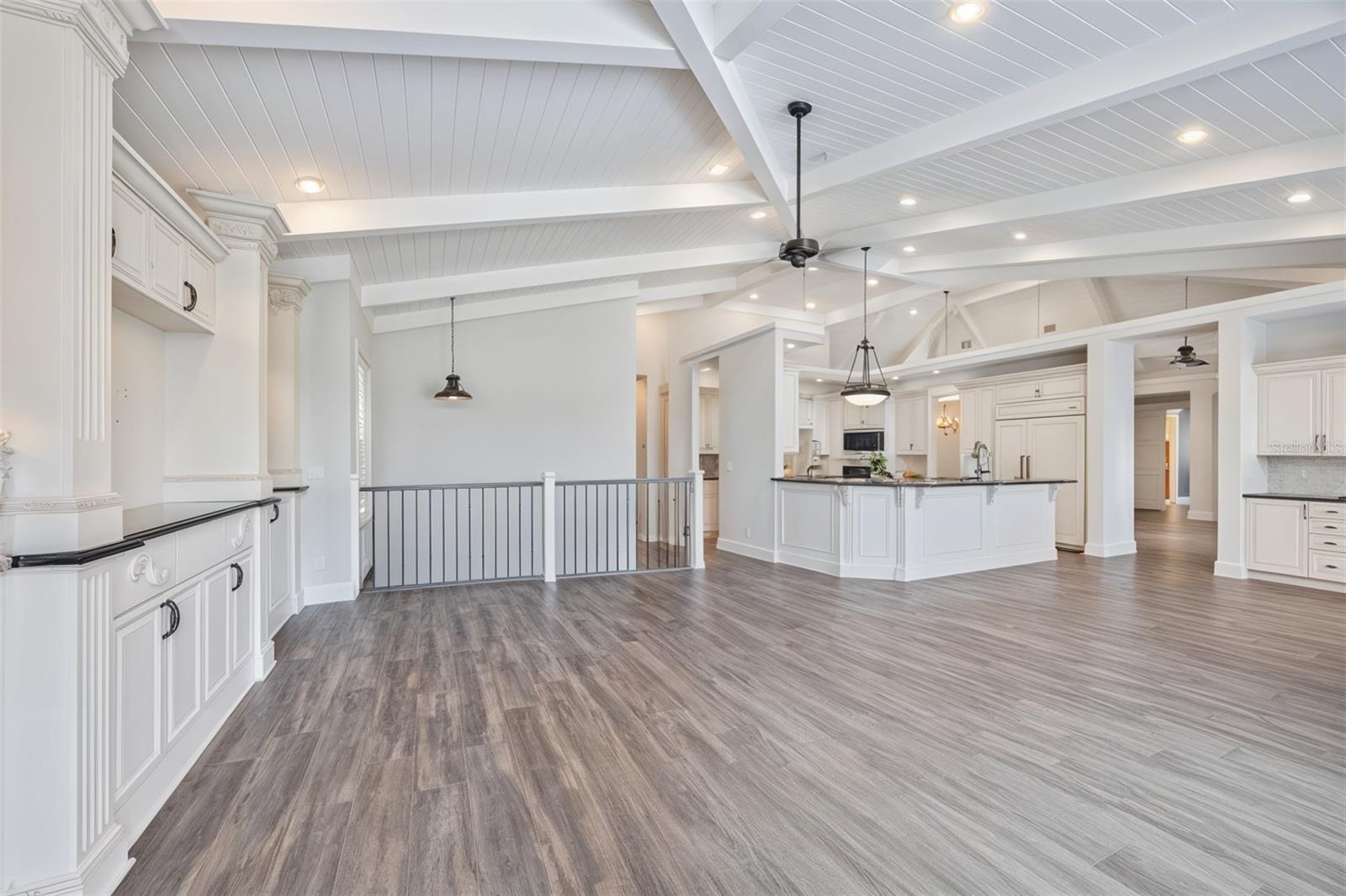 Listing photo id 17 for 80 Shore Drive