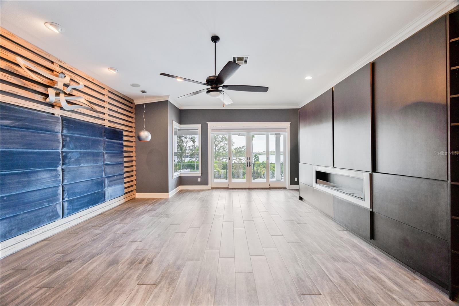 Listing photo id 20 for 80 Shore Drive