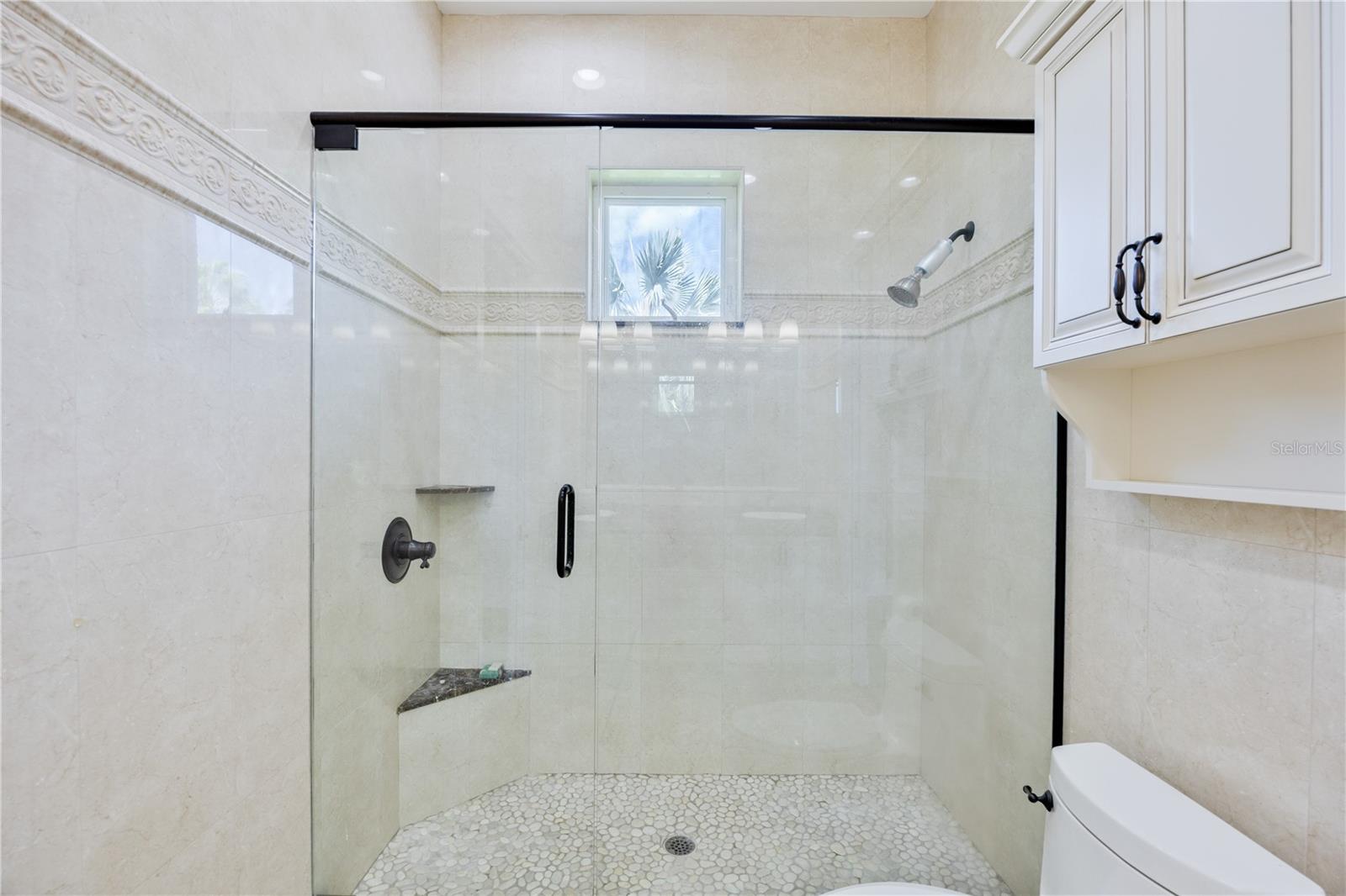 Listing photo id 26 for 80 Shore Drive