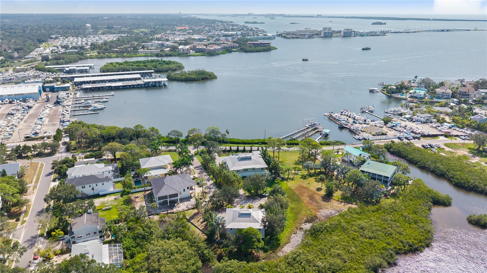 Listing photo id 48 for 80 Shore Drive