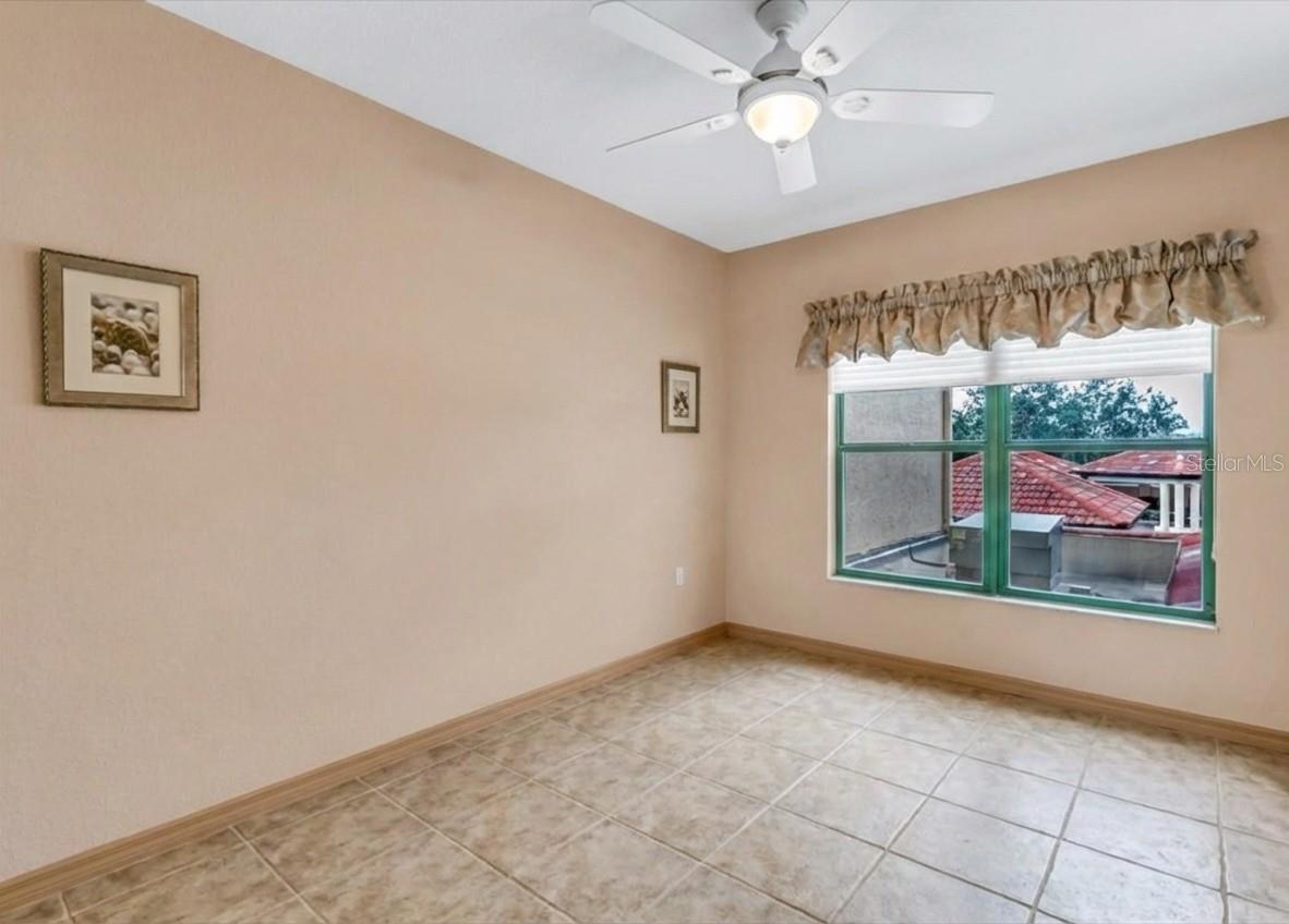 Image 37 of 50 For 1695 Pinellas Bayway S D1