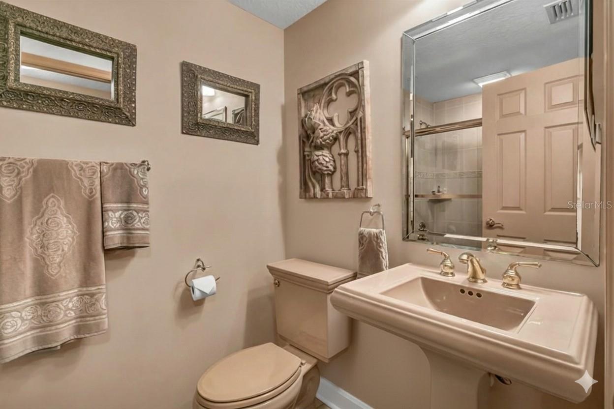 Image 38 of 50 For 1695 Pinellas Bayway S D1