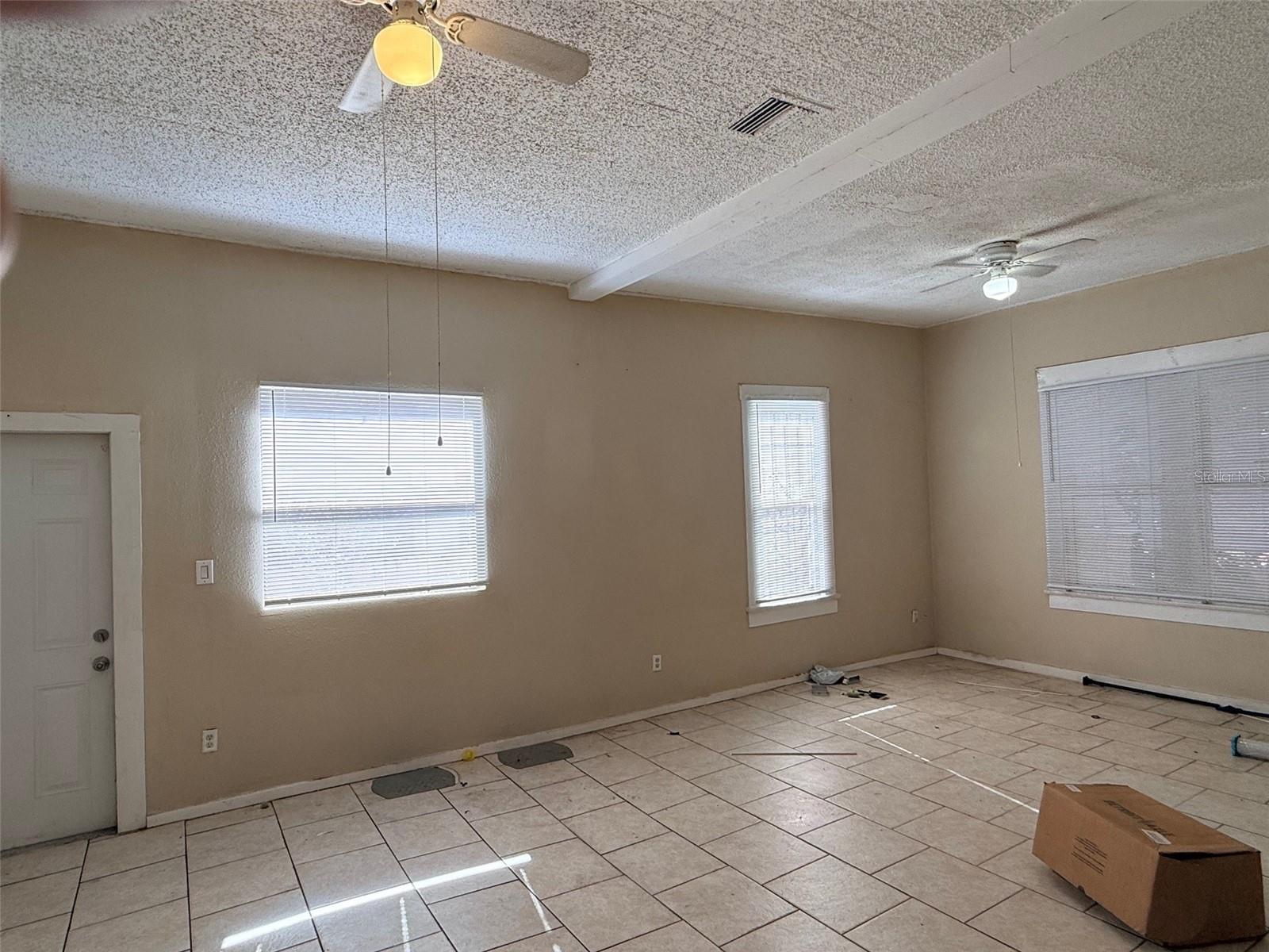 Image 3 of 24 For 2919 Sanchez Street