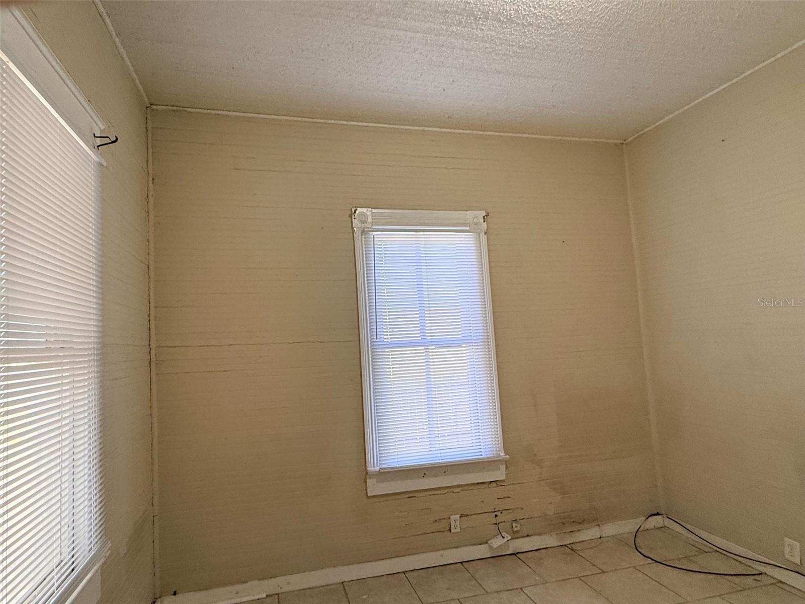 Image 9 of 24 For 2919 Sanchez Street