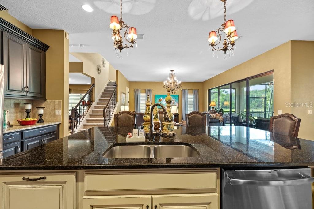 Image 12 of 57 For 8414 Eagle Brook Drive