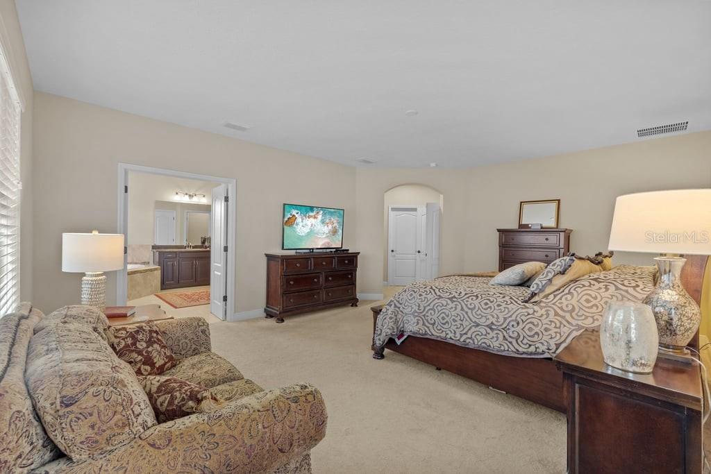 Image 37 of 57 For 8414 Eagle Brook Drive