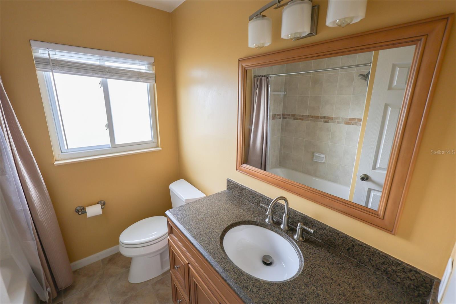 Image 18 of 27 For 1601 Palmwood Drive