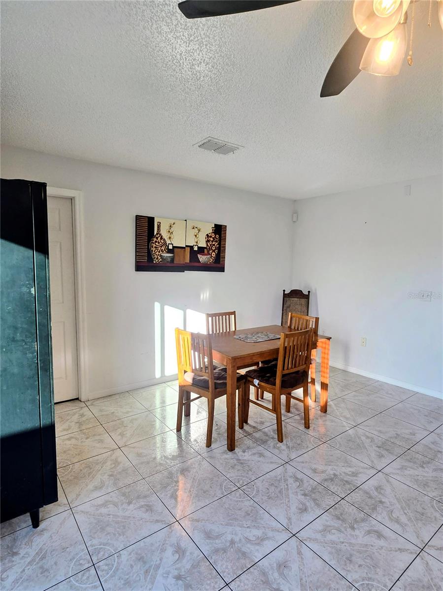 Image 27 of 68 For 5391 Baldock Avenue