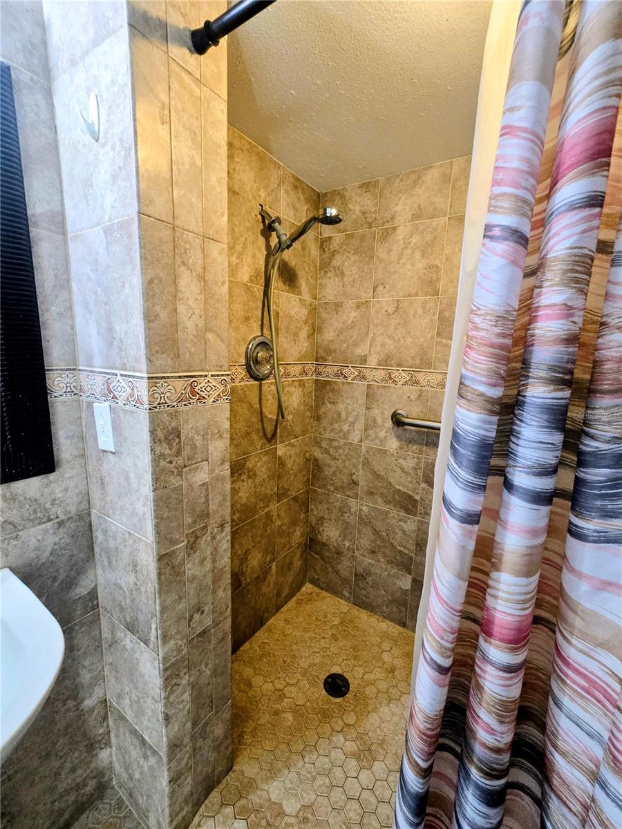 Image 33 of 68 For 5391 Baldock Avenue