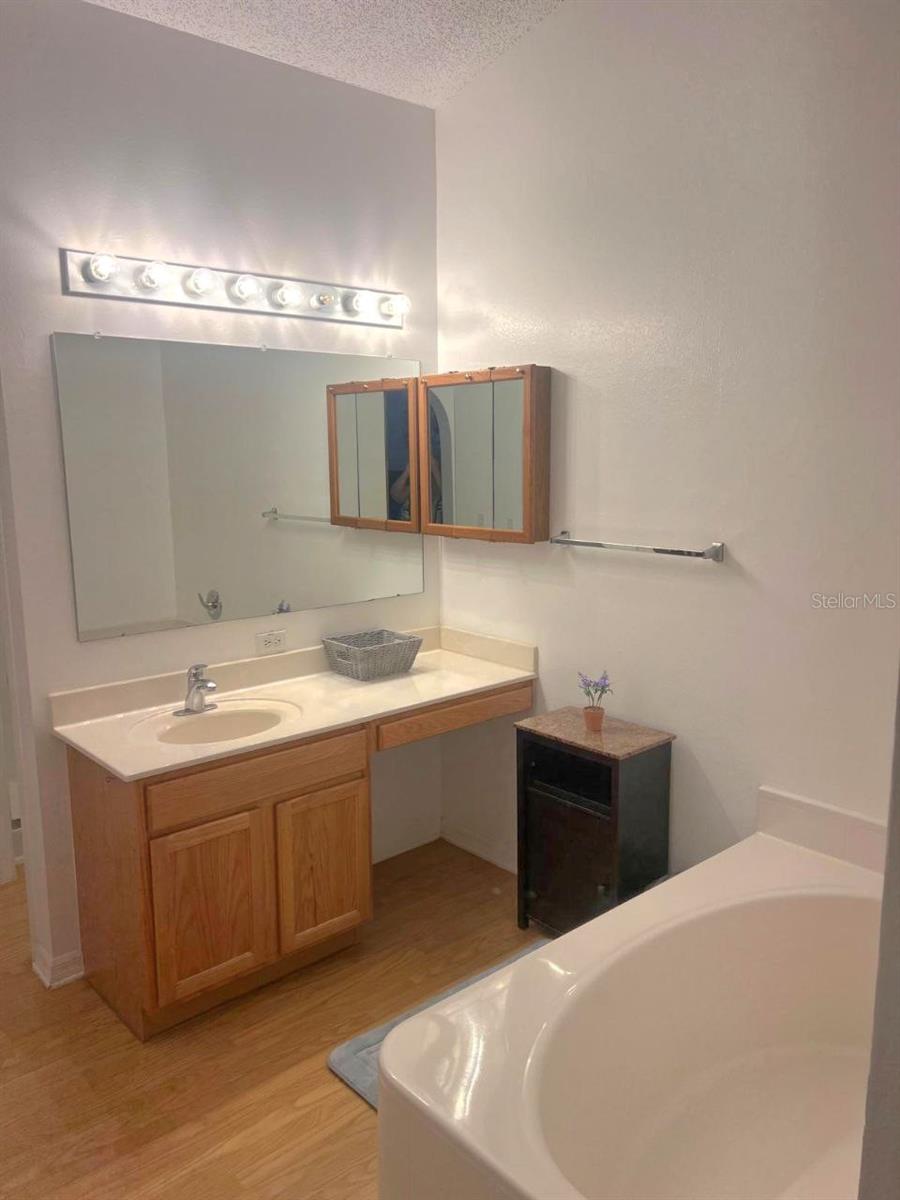 Image 58 of 68 For 5391 Baldock Avenue