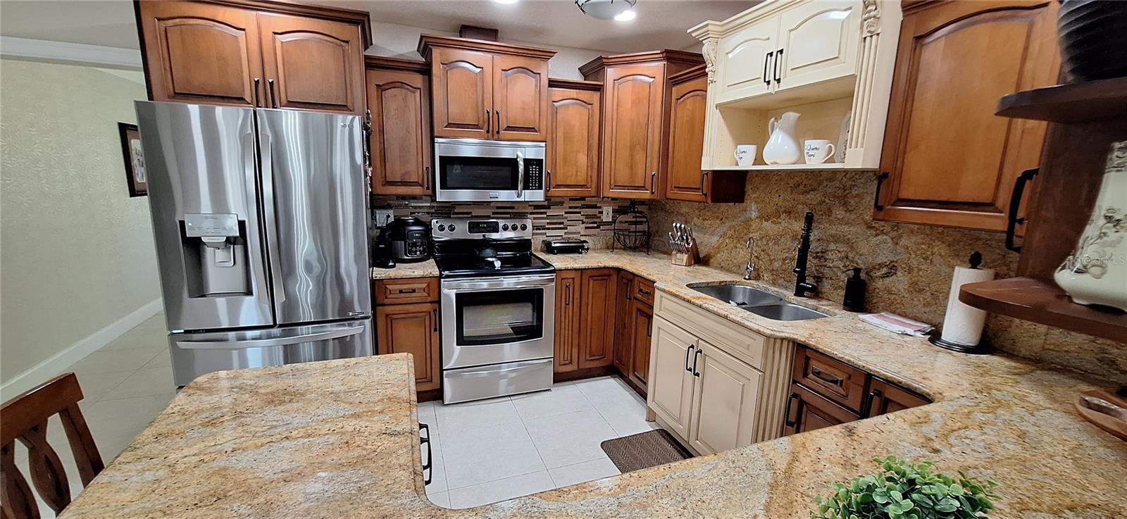 Image 19 of 53 For 5950 49th Avenue N