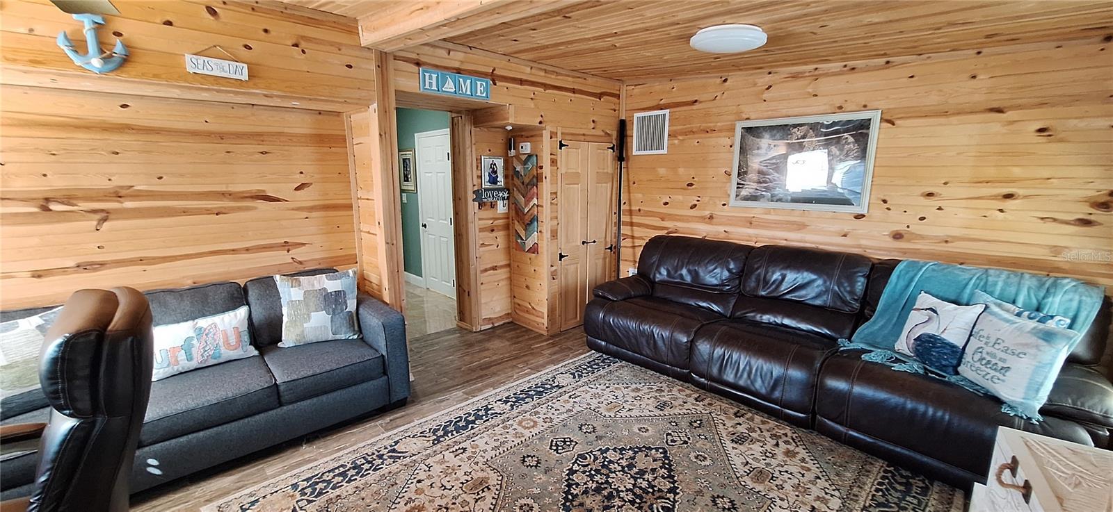 Image 29 of 53 For 5950 49th Avenue N