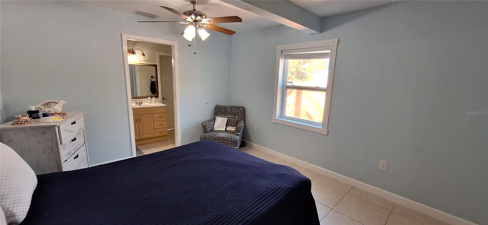 Image 50 of 53 For 5950 49th Avenue N