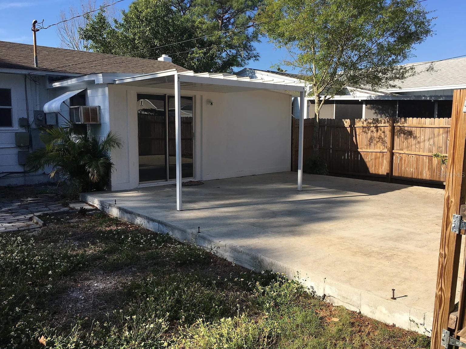 Image 23 of 27 For 715 51st Avenue N