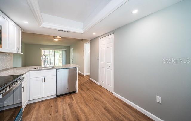 Image 7 of 48 For 416 Meadow Lane 416