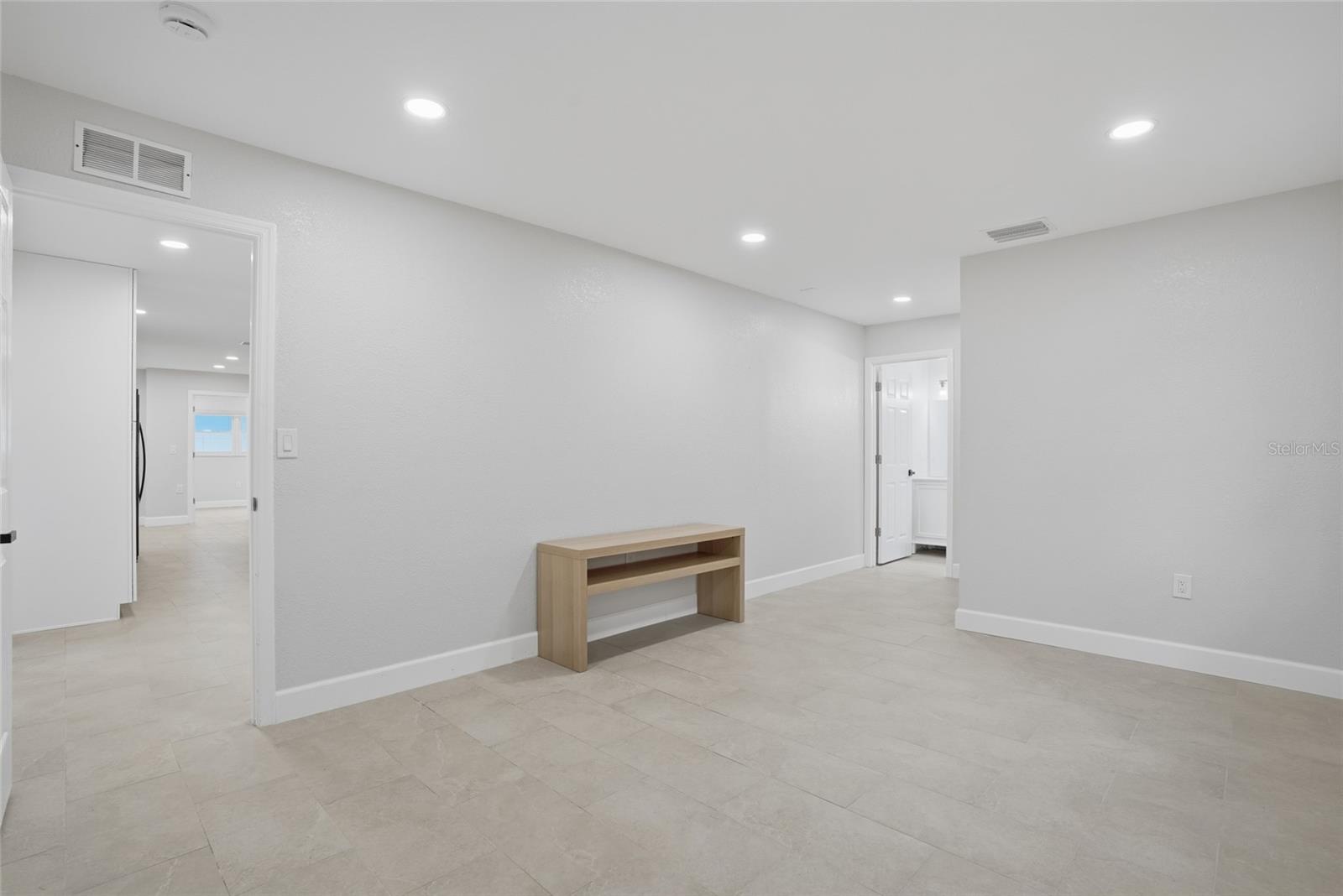 Image 18 of 37 For 11491 60th Lane N