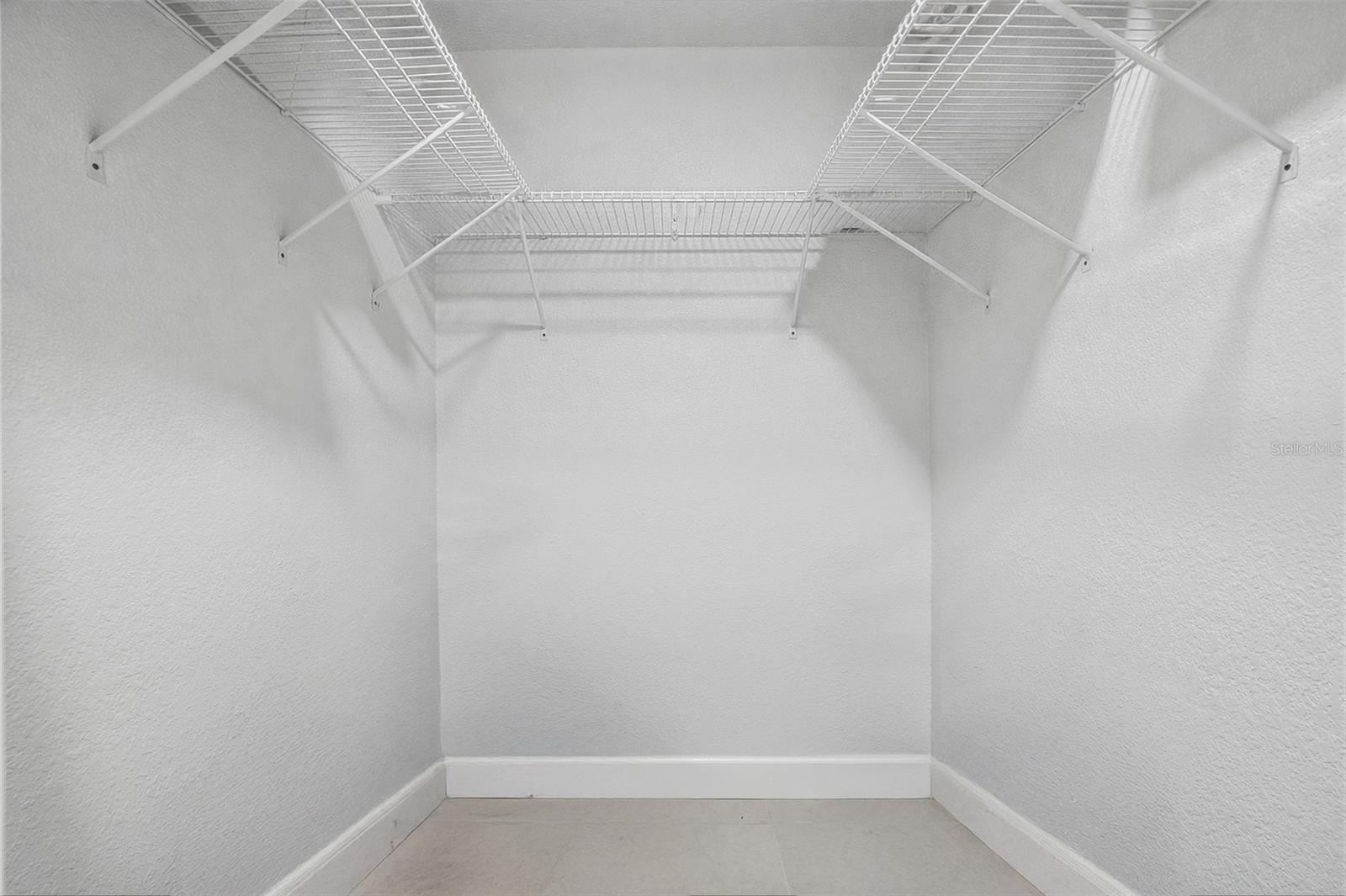 Image 21 of 37 For 11491 60th Lane N