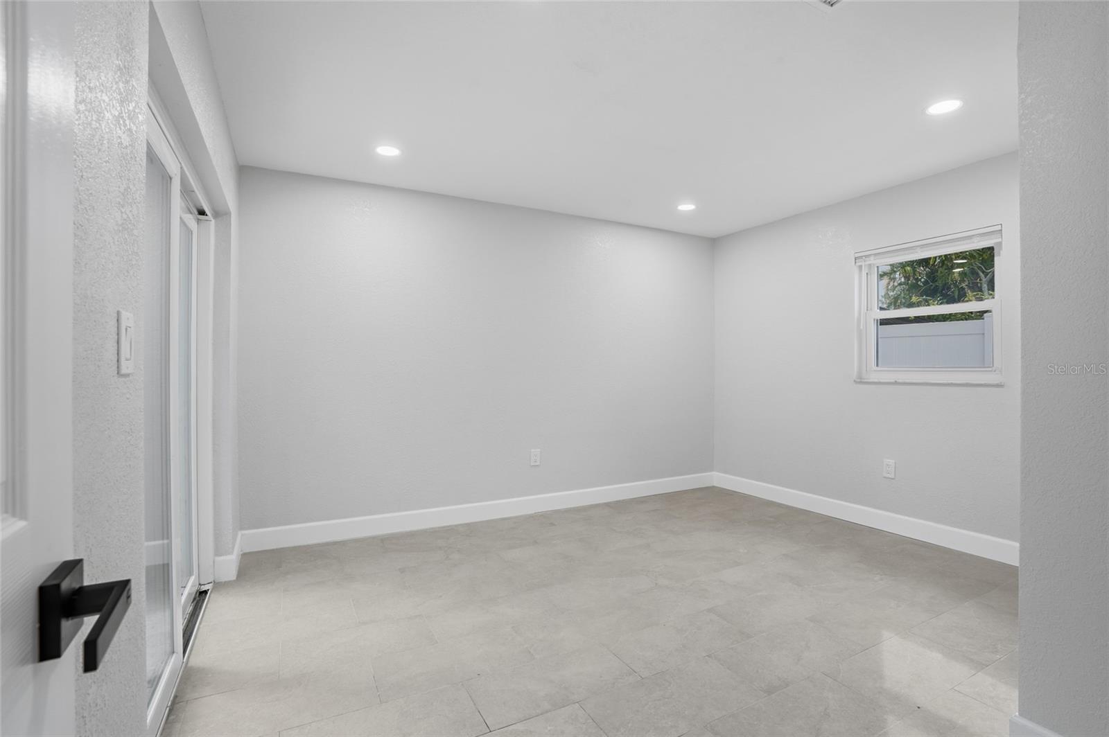 Image 31 of 37 For 11491 60th Lane N