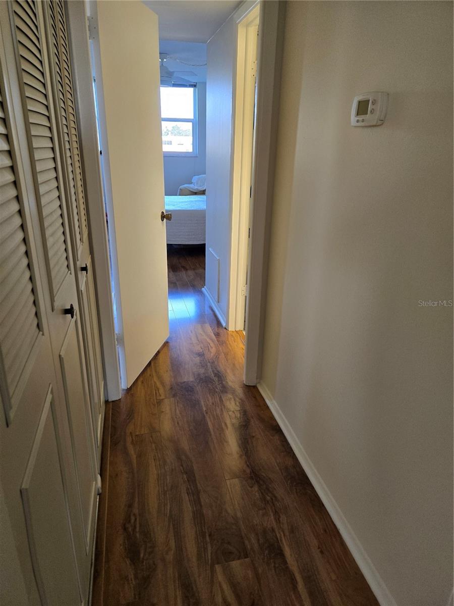 Image 13 of 25 For 4915 Bay Street Ne 322