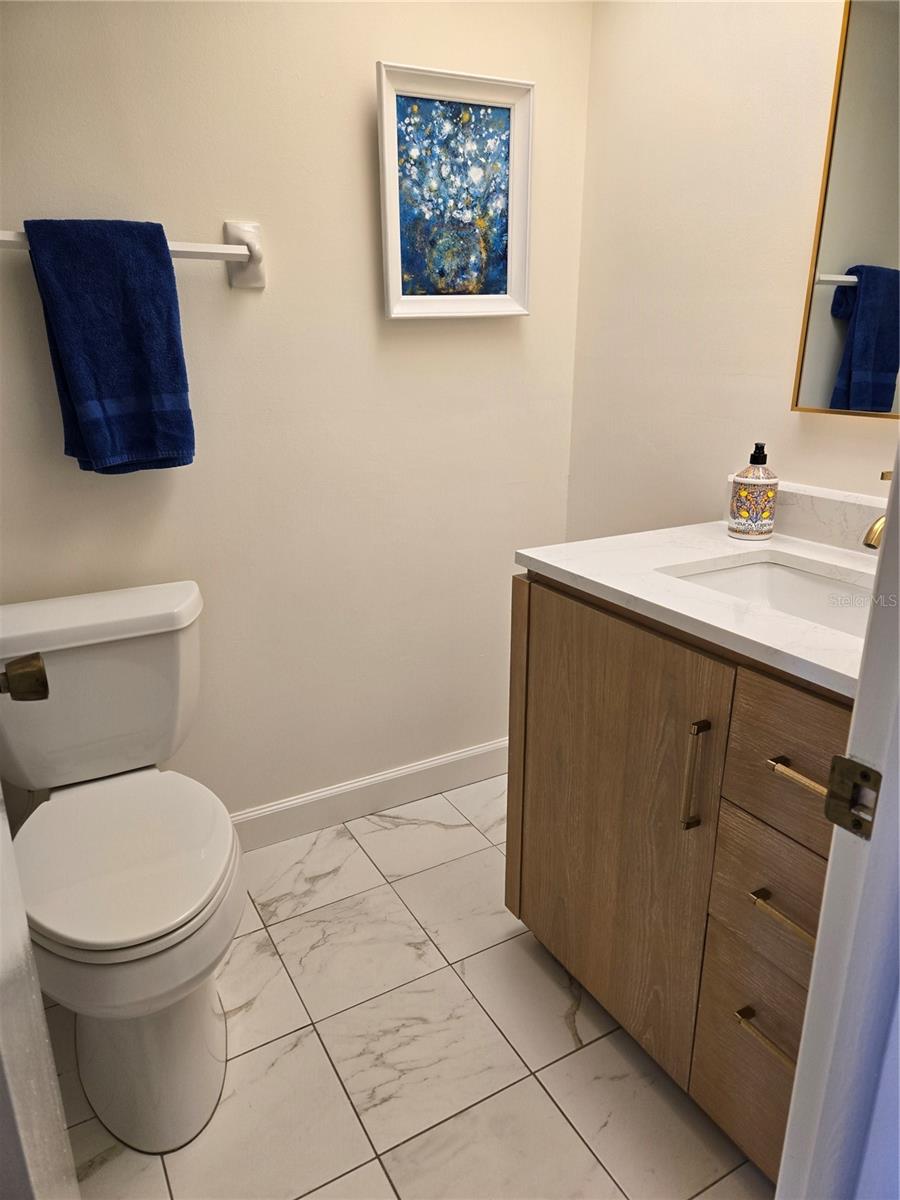 Image 22 of 25 For 4915 Bay Street Ne 322