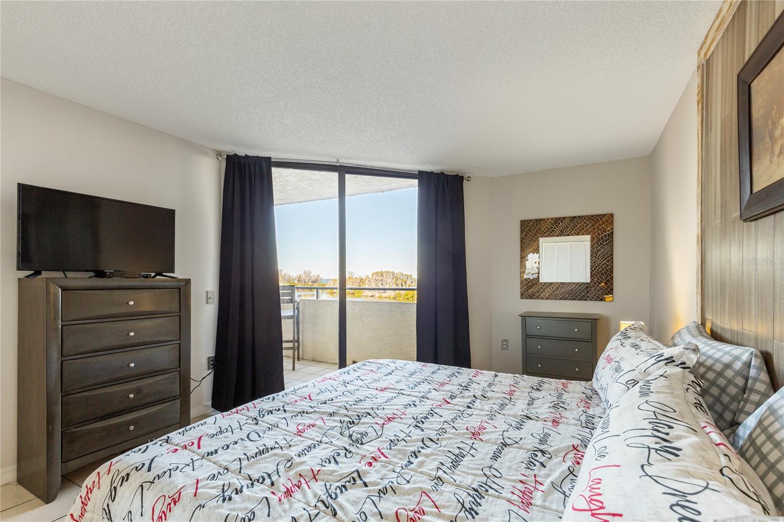 Image 11 of 26 For 6009 Sea Ranch Drive 307