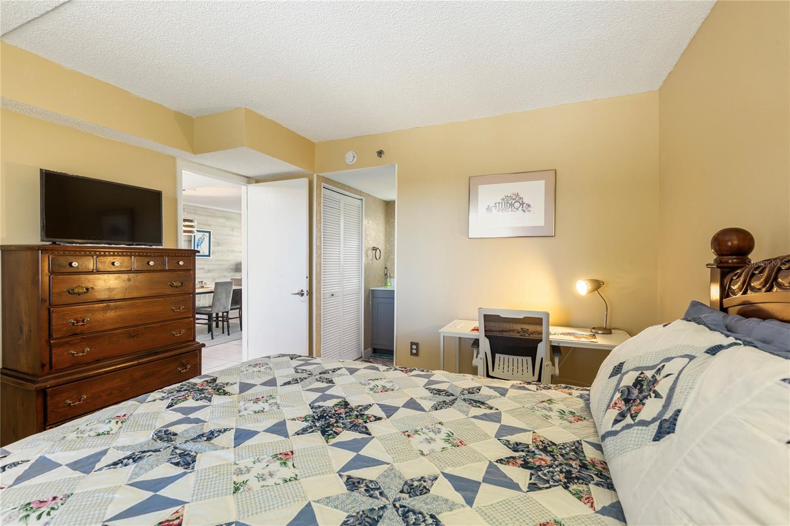 Image 18 of 26 For 6009 Sea Ranch Drive 307