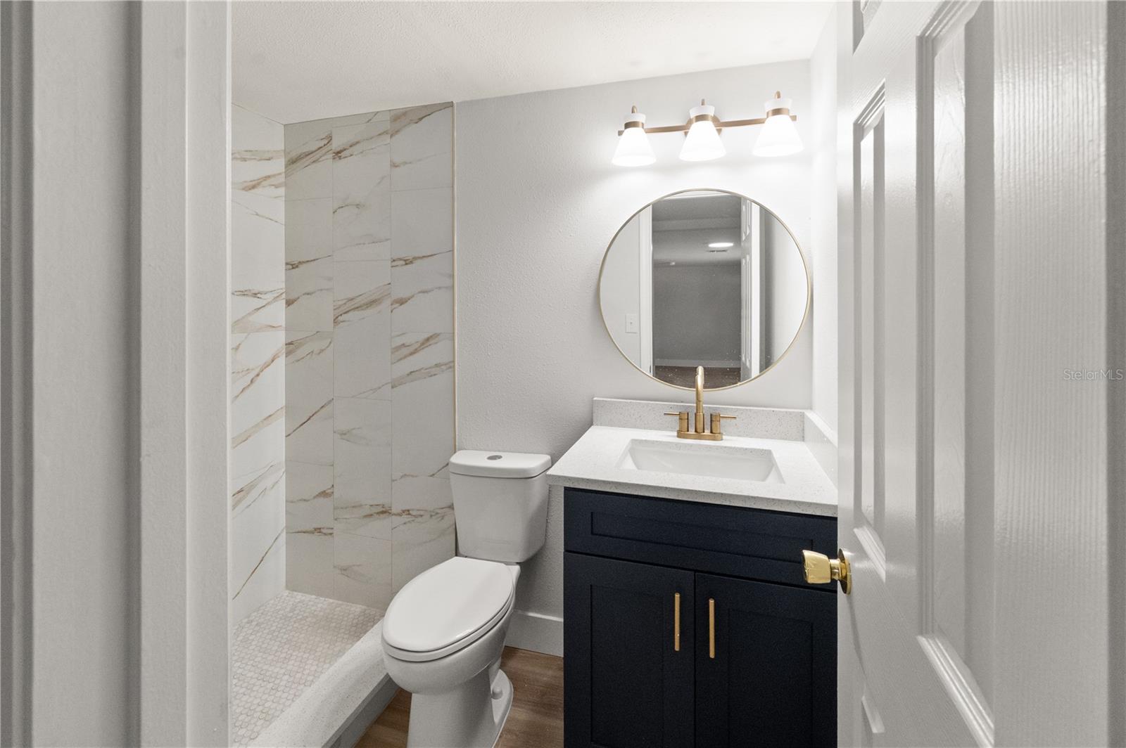 Image 14 of 21 For 2213 Ohio Avenue