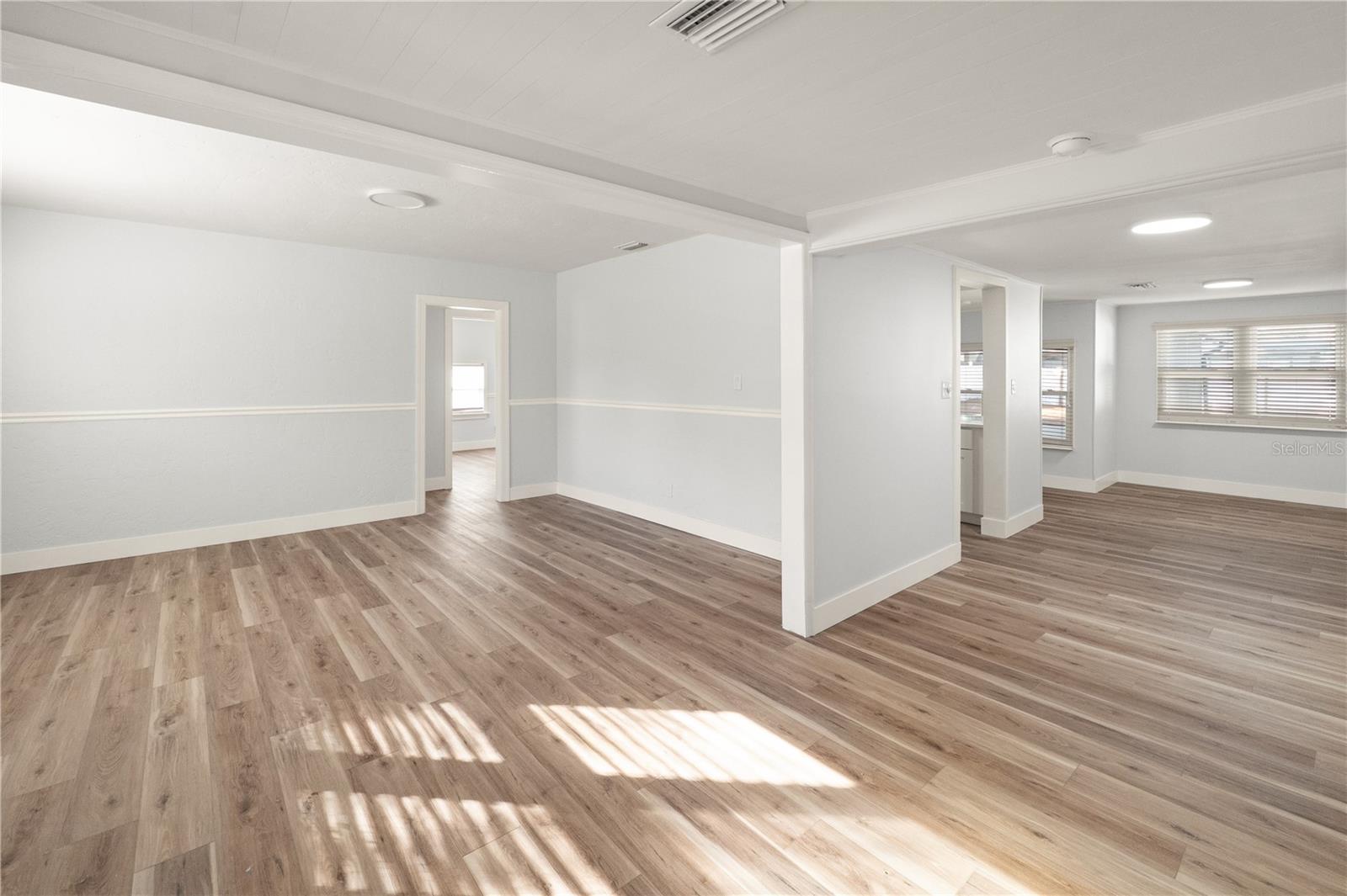 Image 4 of 21 For 2213 Ohio Avenue