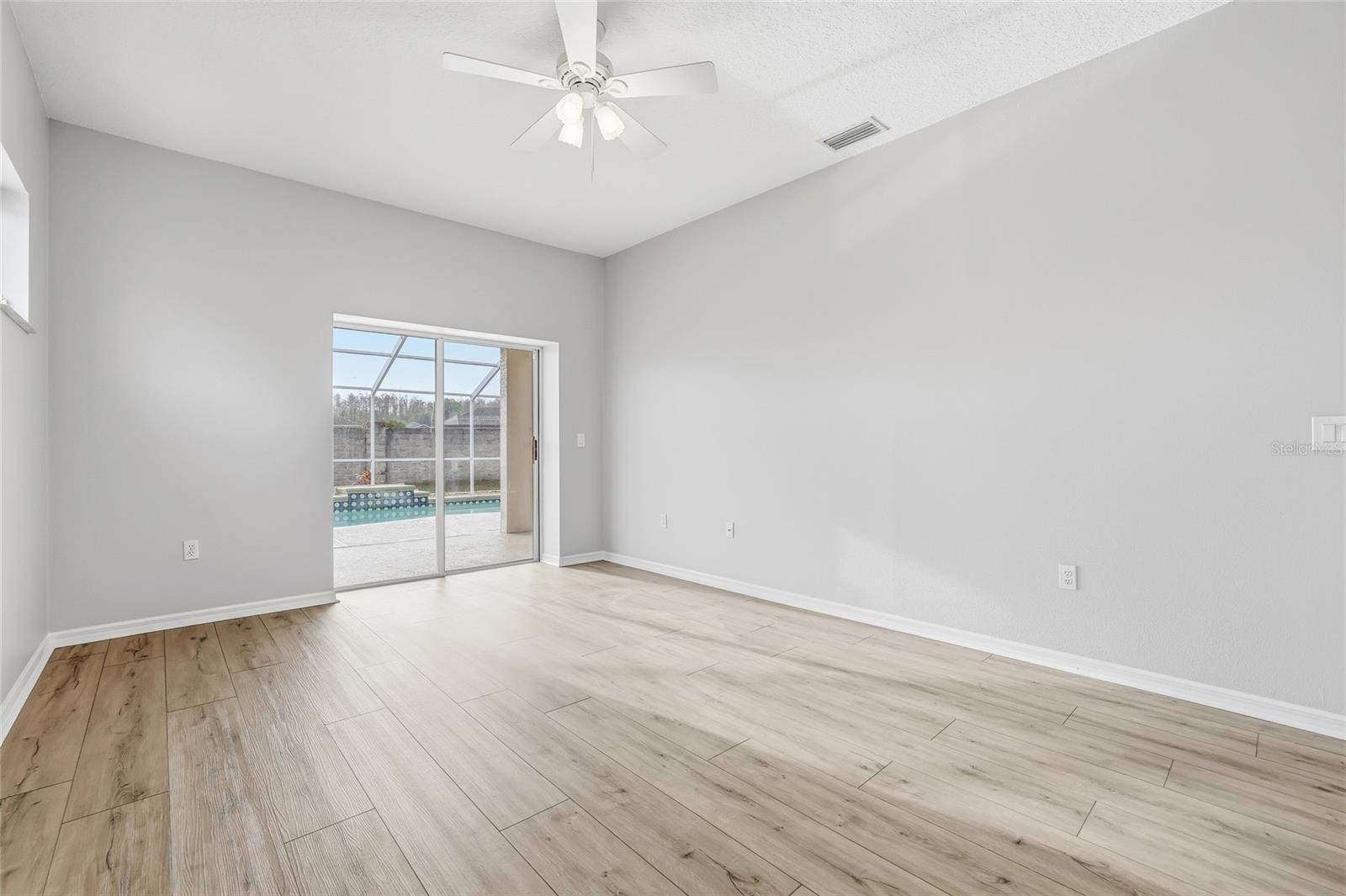 Image 19 of 44 For 8404 Cambria Court