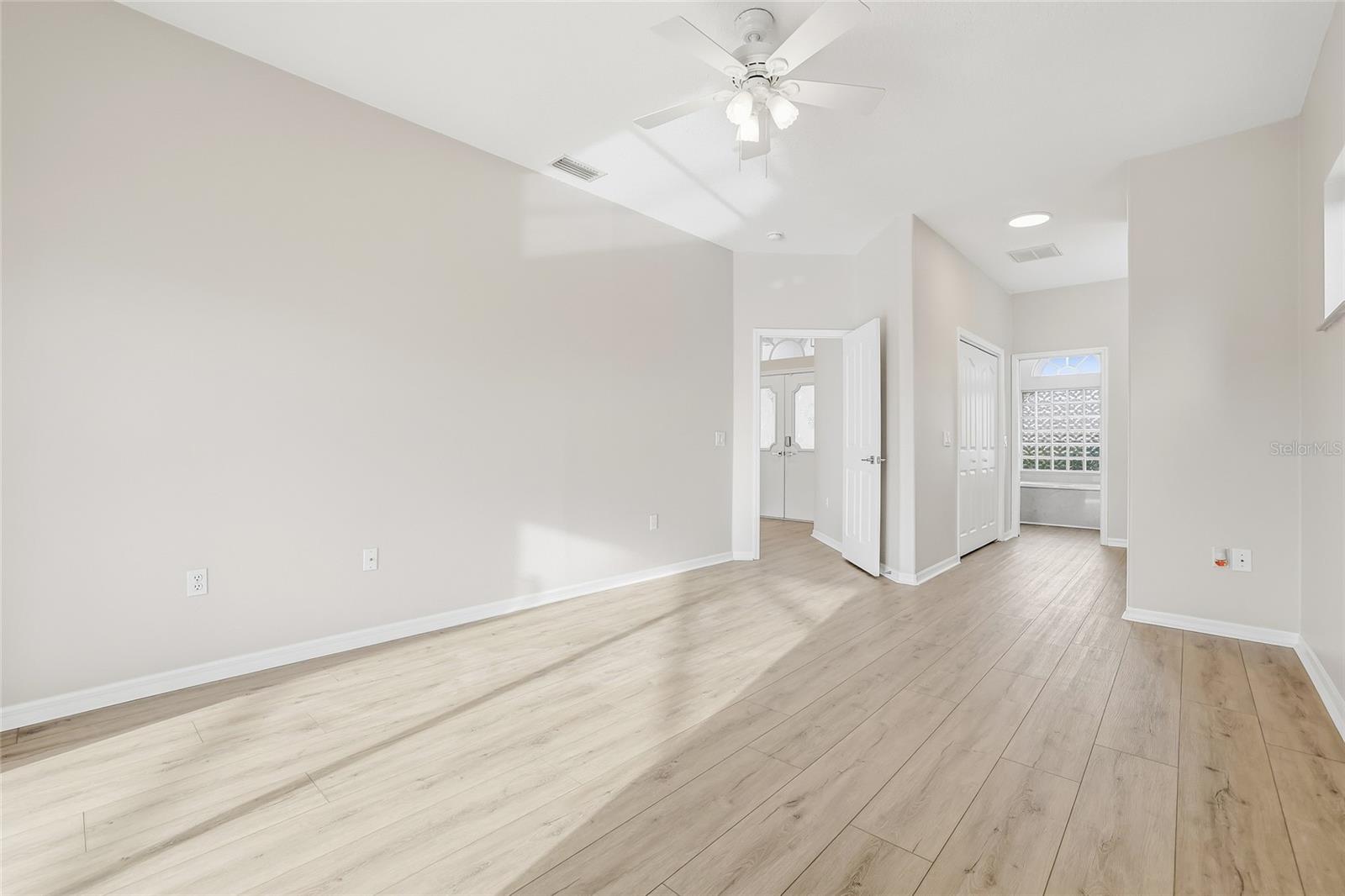 Image 20 of 44 For 8404 Cambria Court