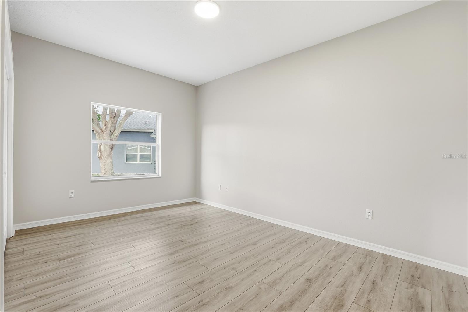 Image 32 of 44 For 8404 Cambria Court