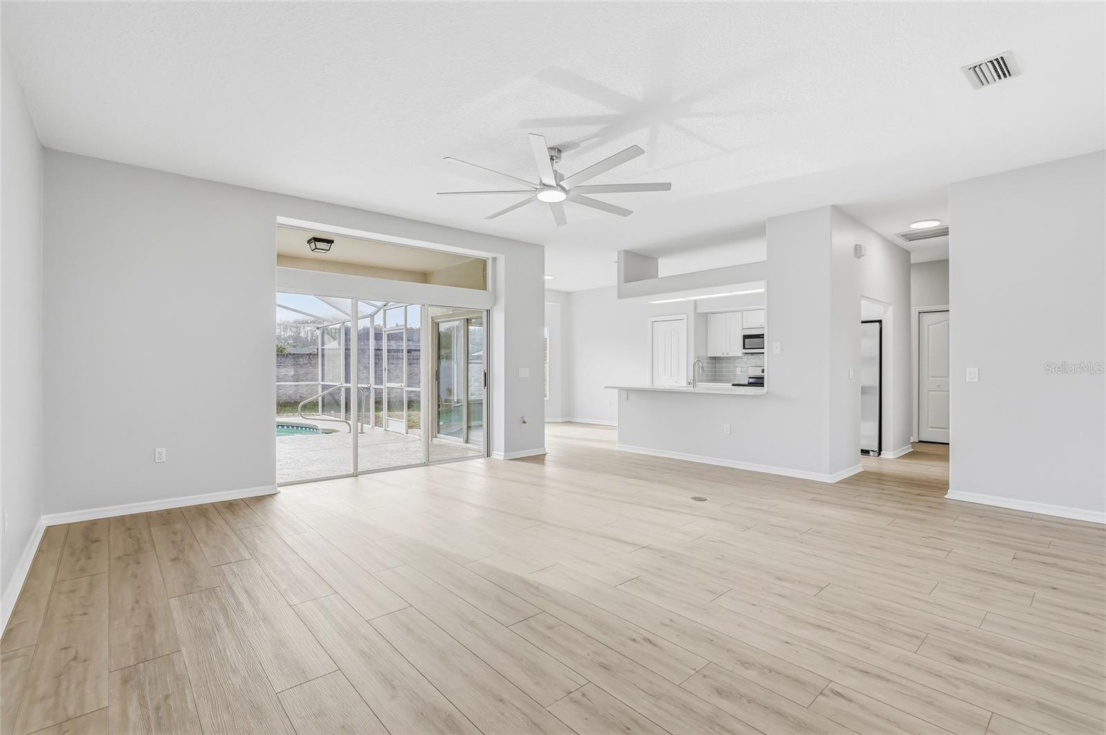 Image 5 of 44 For 8404 Cambria Court