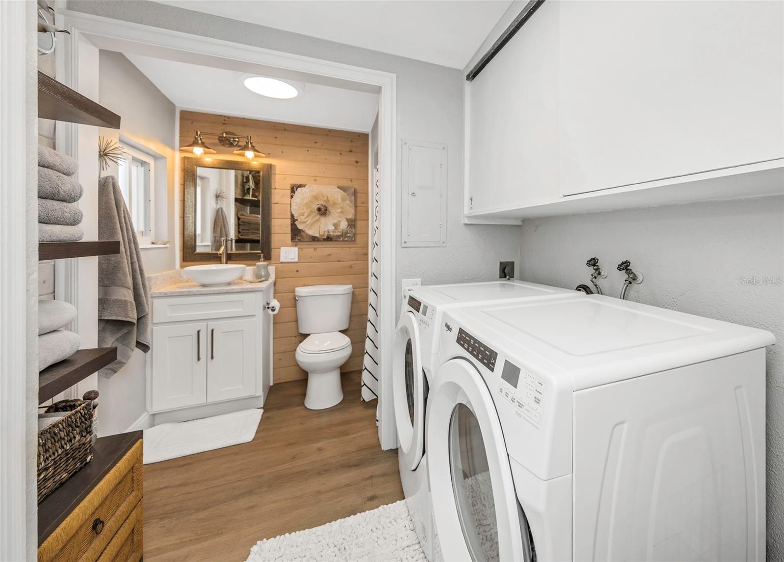 Image 21 of 54 For 6644 Gulfport Boulevard S