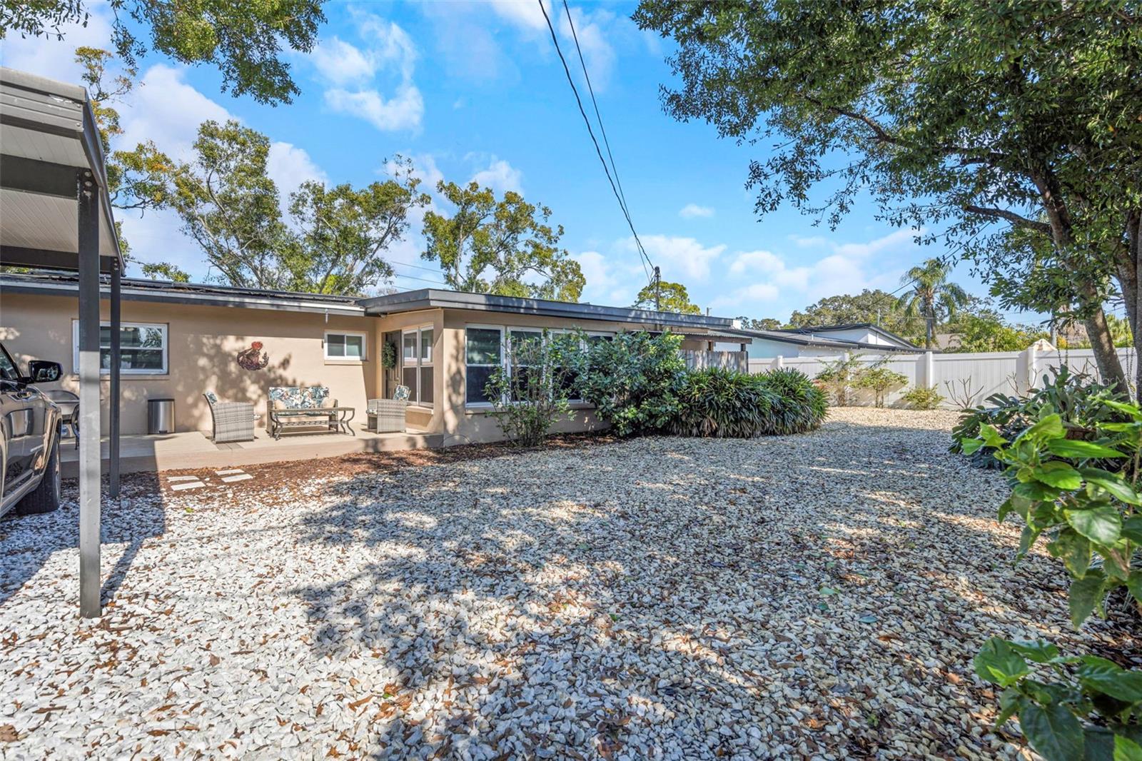 Image 37 of 54 For 6644 Gulfport Boulevard S