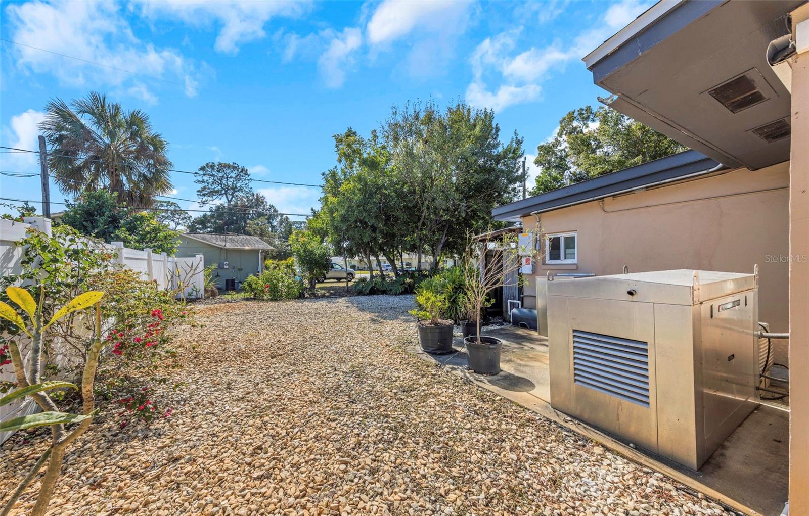 Image 43 of 54 For 6644 Gulfport Boulevard S