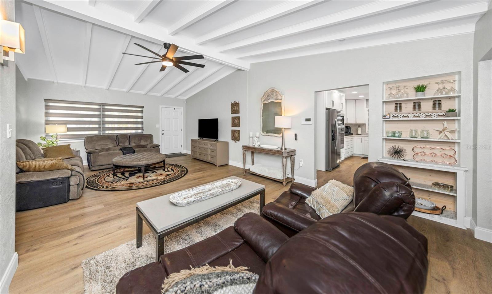 Image 6 of 54 For 6644 Gulfport Boulevard S