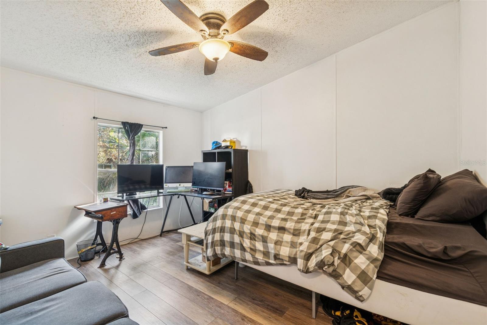 Image 13 of 43 For 3207 Mazie Drive