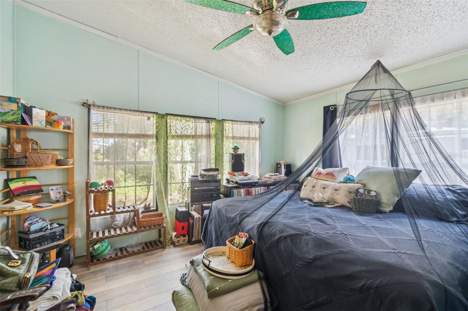 Image 21 of 43 For 3207 Mazie Drive