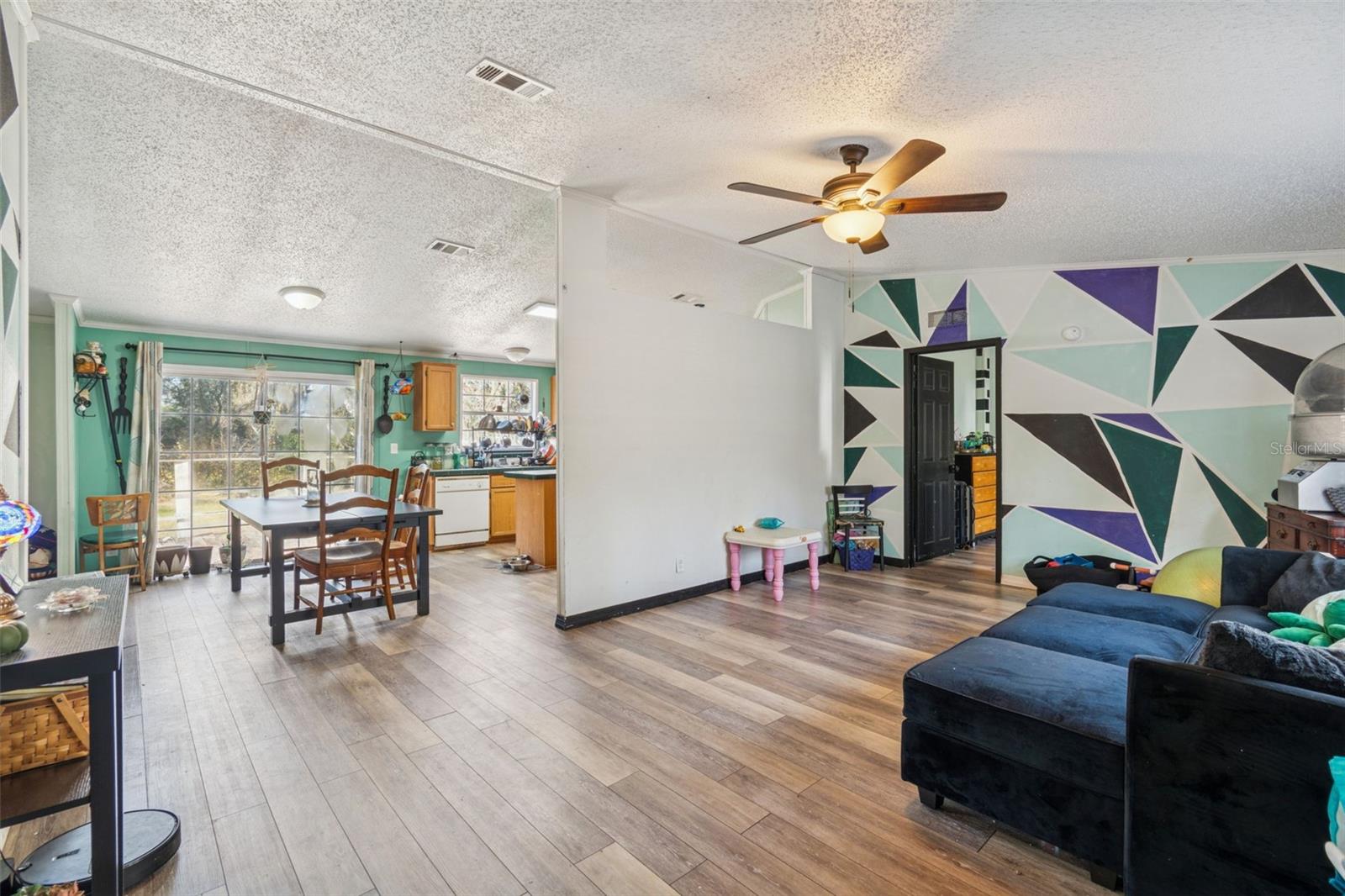 Image 7 of 43 For 3207 Mazie Drive