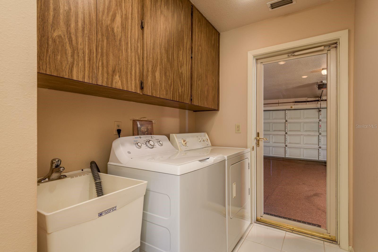 Image 36 of 82 For 3129 Brunswick Circle