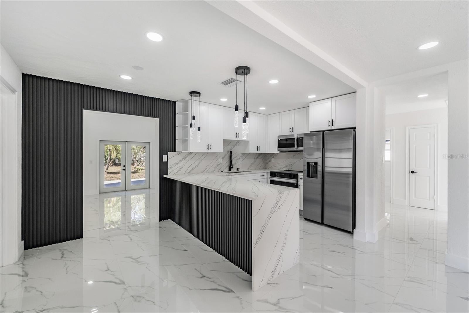 Image 5 of 21 For 1413 May Street